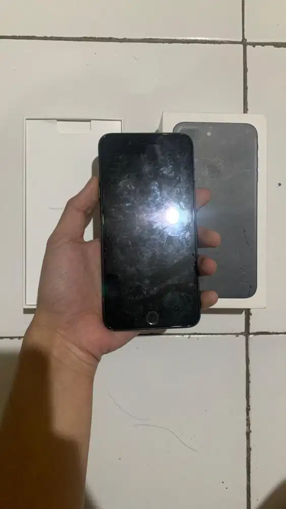 Iphone 7+ 128gb ibox