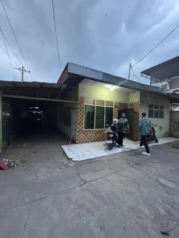 Disewakan / Sewa Rumah Posisi hook Di Jl Budi Utomo, Pancing, Medan