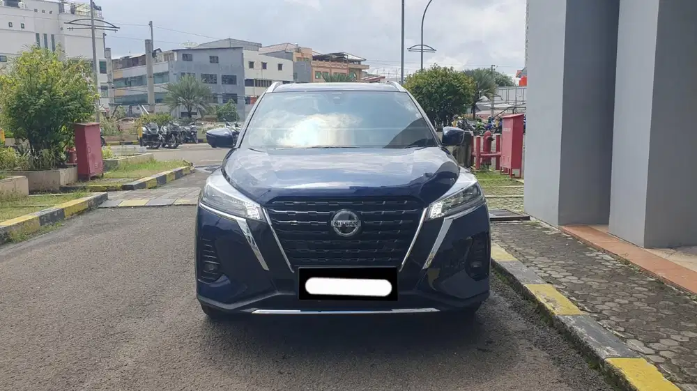 Nissan kicks e power hybrid 2022 biru camera 360