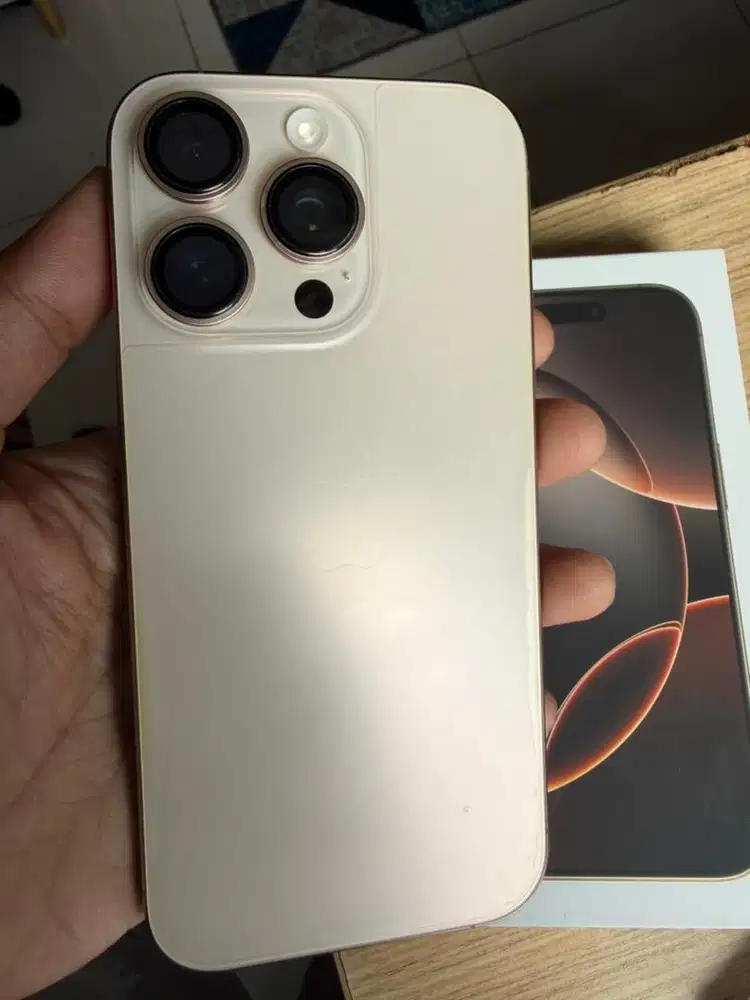 I phone 16 PRO 128gb ibox garansi on