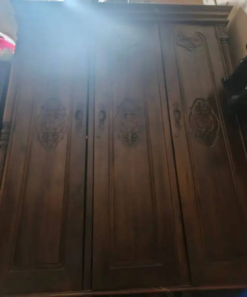 Lemari dan Dipan Kasur Kayu jati, beli tahun 2012