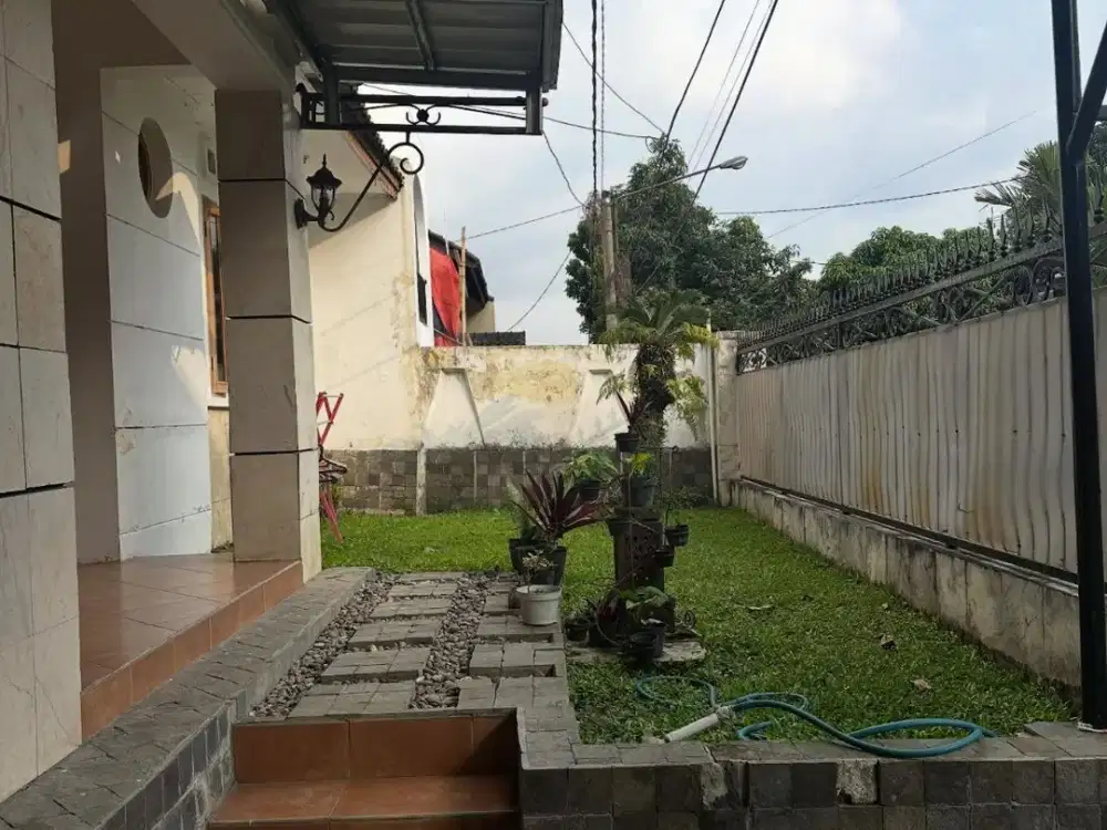 Jual Rumah 2 lantai Full Furnished di Setiabudi Regency Bandung