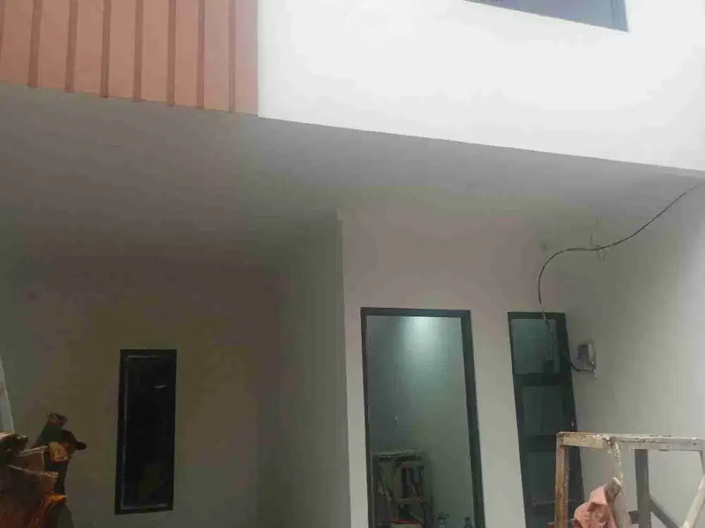rumah 2 lantai kpr di jln Pucung condet jakarta timur