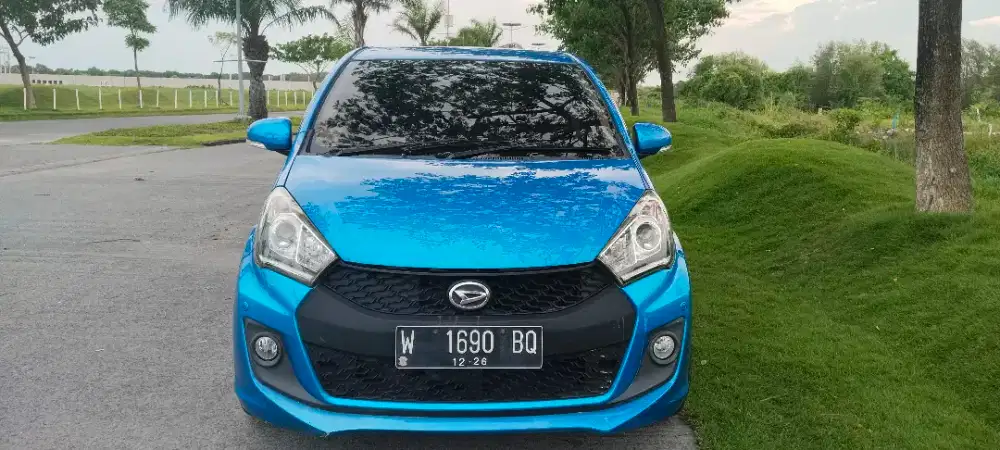 DAIHATSU SIRION 1.3 MT 2015 UNIT TANPA PR