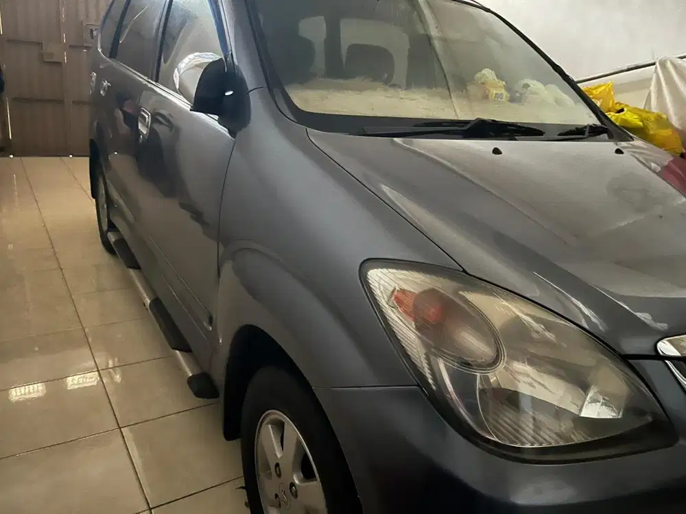 Dijual Toyota Avanza 2009 type G Manual Transmisi