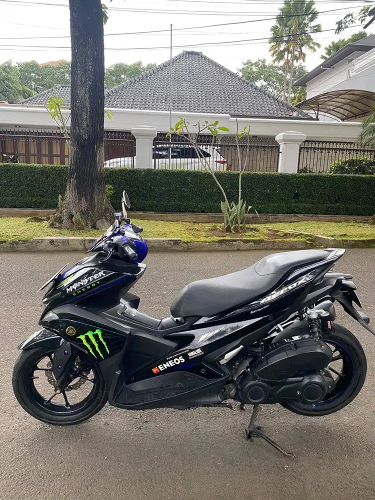 Yamaha aerox monster energy