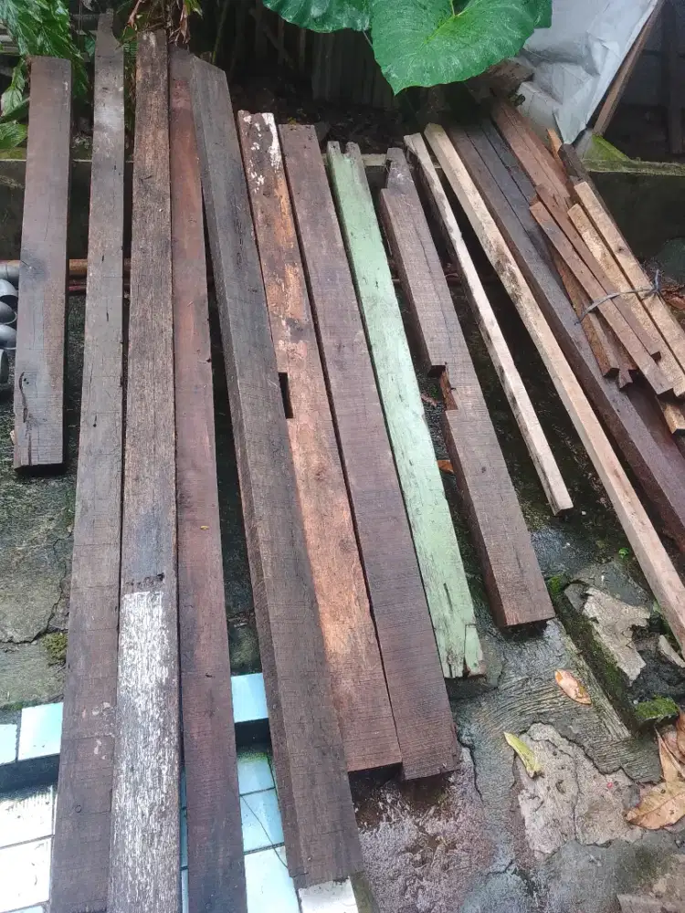 Kayu balok bekas
