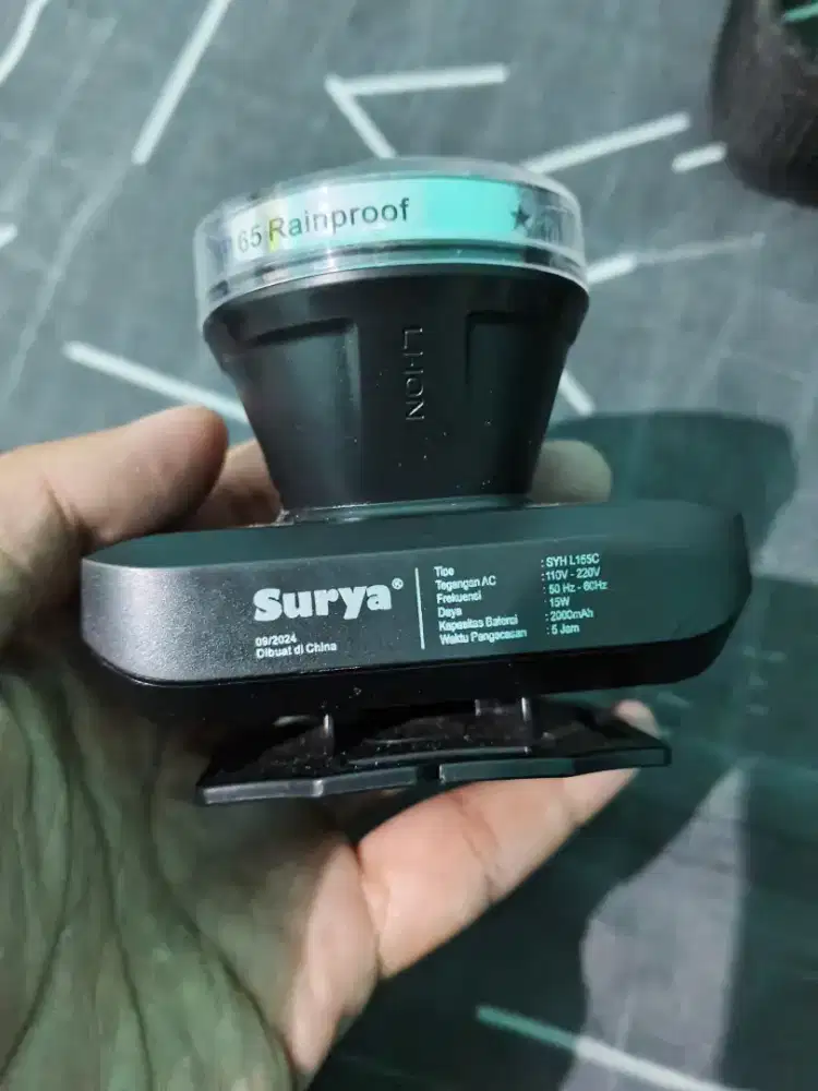 Dijual senter kepala