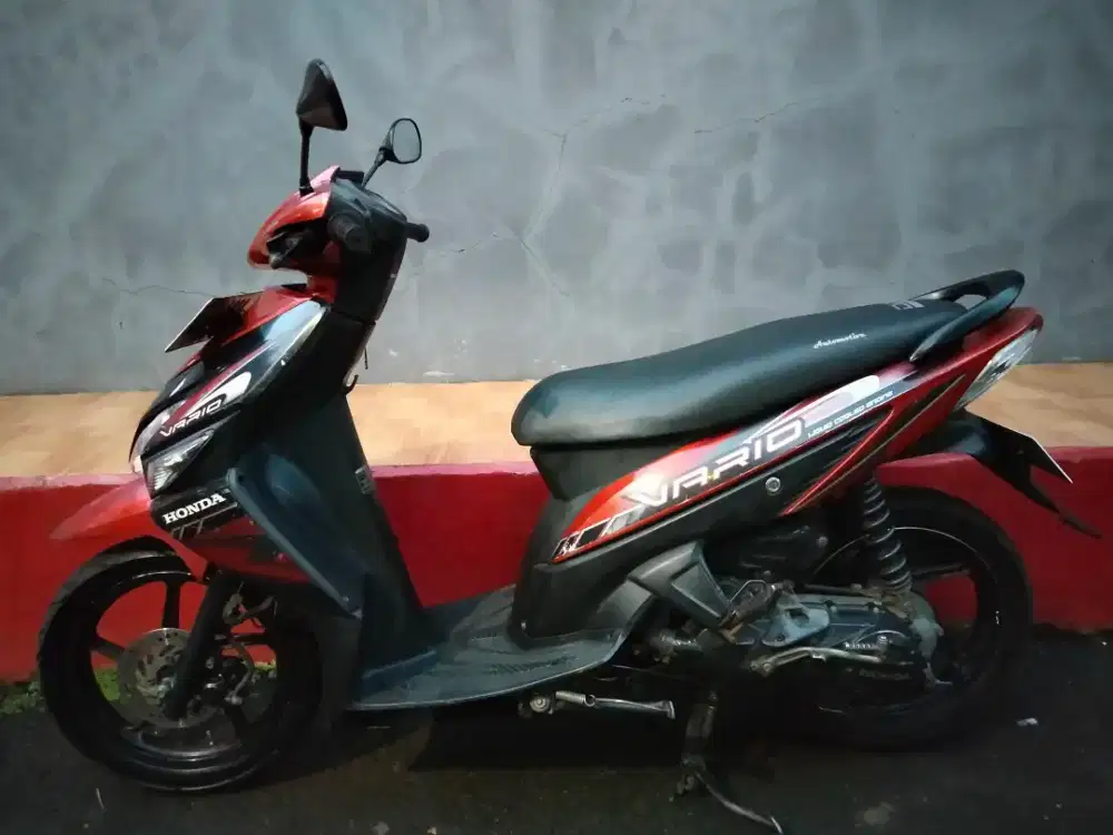 Honda Vario 110 karburator tahun 2010 siap pakai