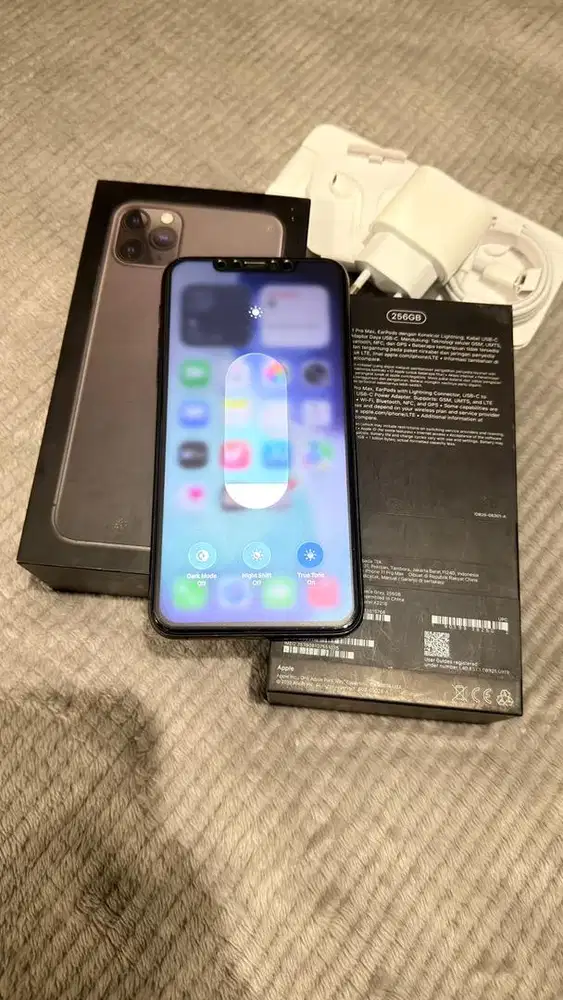 Dijual Iphone 11 Promax 256GB Grey Resmi Ibox Lengkap