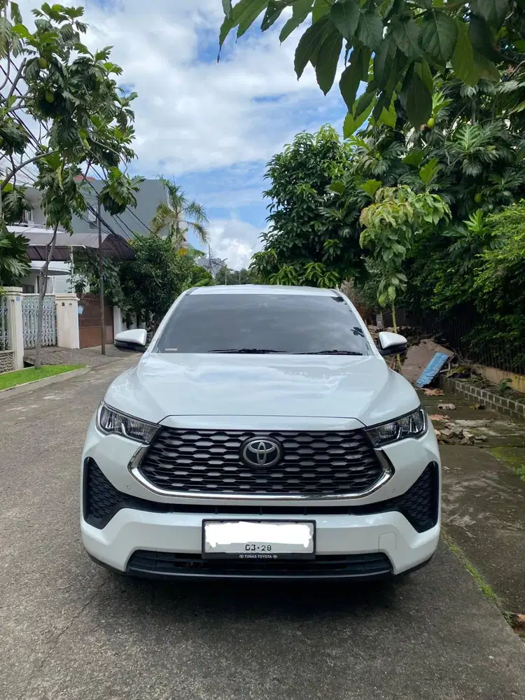 Kijang Innova Zenix V AT - Putih - 2023