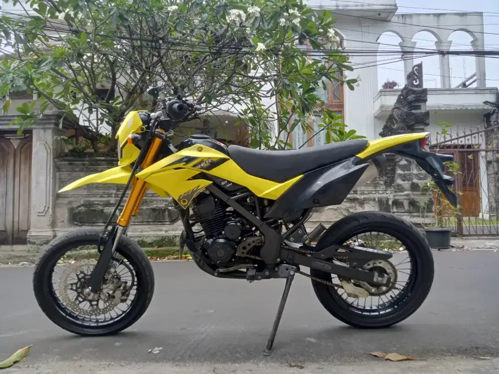 Dijual Kawasaki D-Tracker pjk hidup