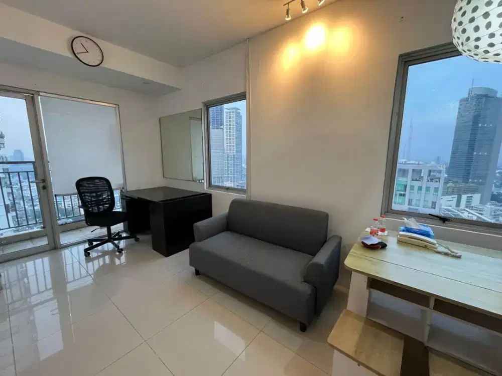 Disewakan Apartement Cosmo Residence Mid Floor 2BR Full Furnished
