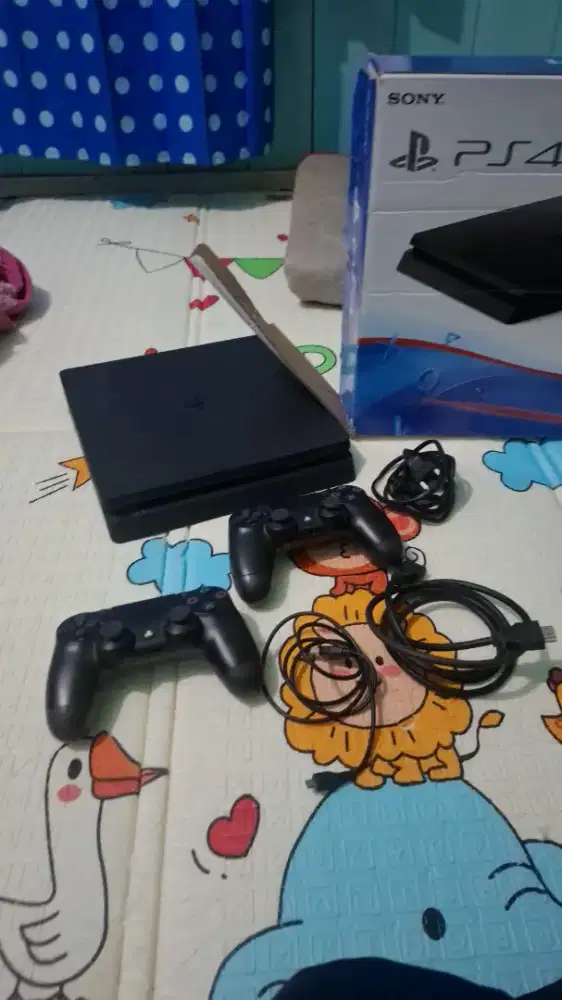 Di jual PS4 SONY