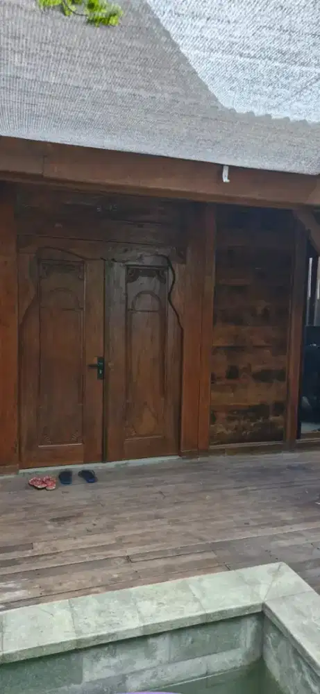 Jual villa full kayu jati full furnished di Jl Gunung Salak Utara Bali