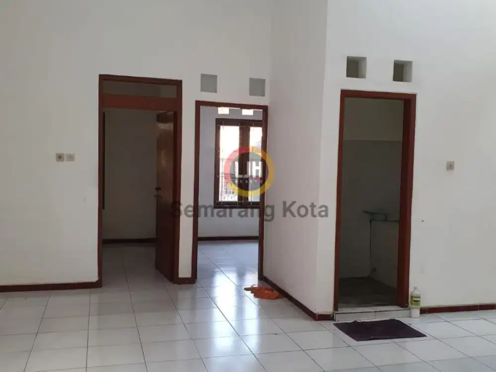 Rumah Siap Huni di Gombel Permai