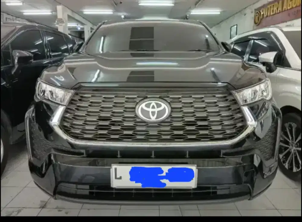 TOYOTA INNOVA ZENIX 2.0 V CVT