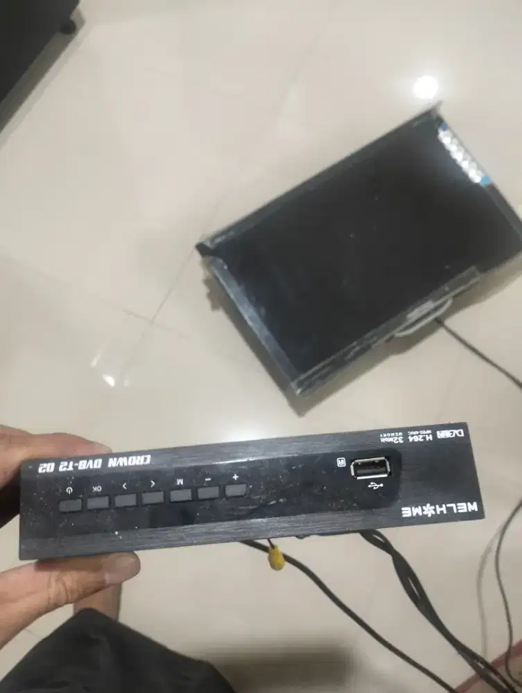Dijual tv polytron 21 inc murah