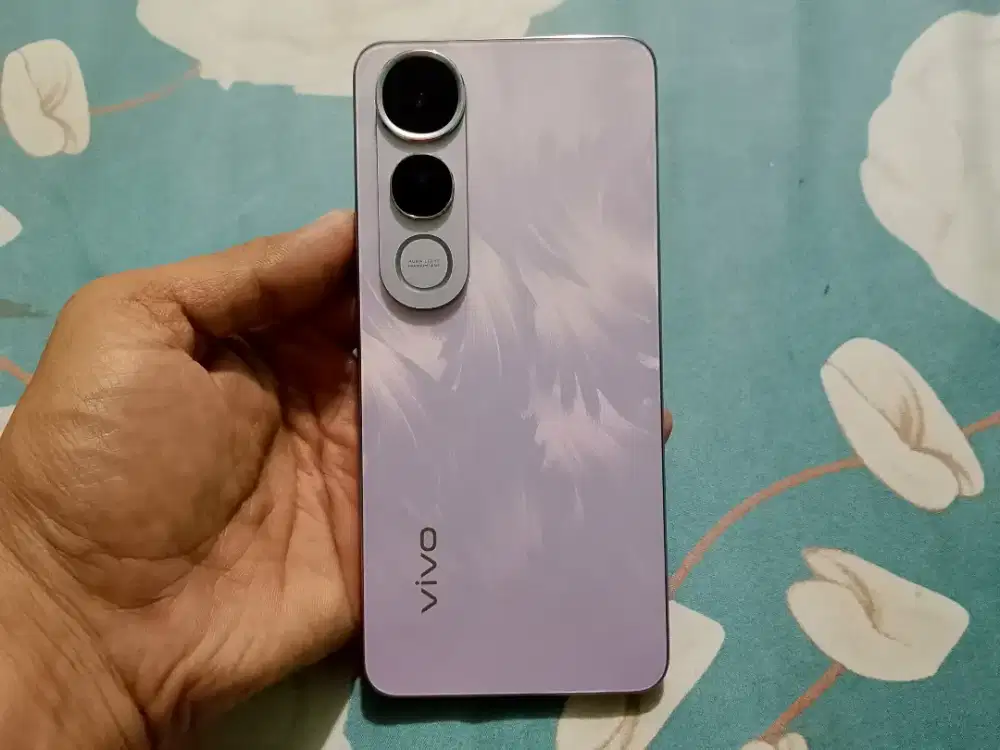 Vivo V50 Lite Purpel