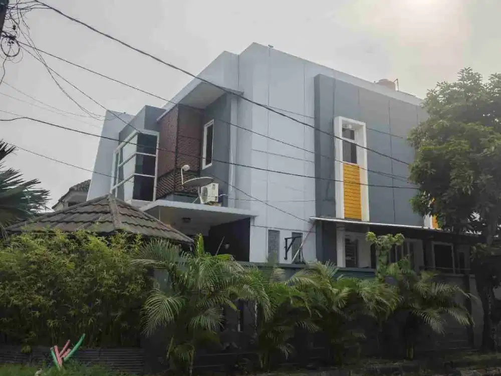 DIJUAL RUMAH HOEK CANTIK TERAWAT SEKTOR 7A - GADING SERPONG