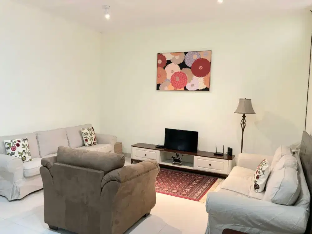 Rumah Hommy 2 Lantai Siap Huni Lokasi Strategis di Sektor 9 Bintaro - pr 15569