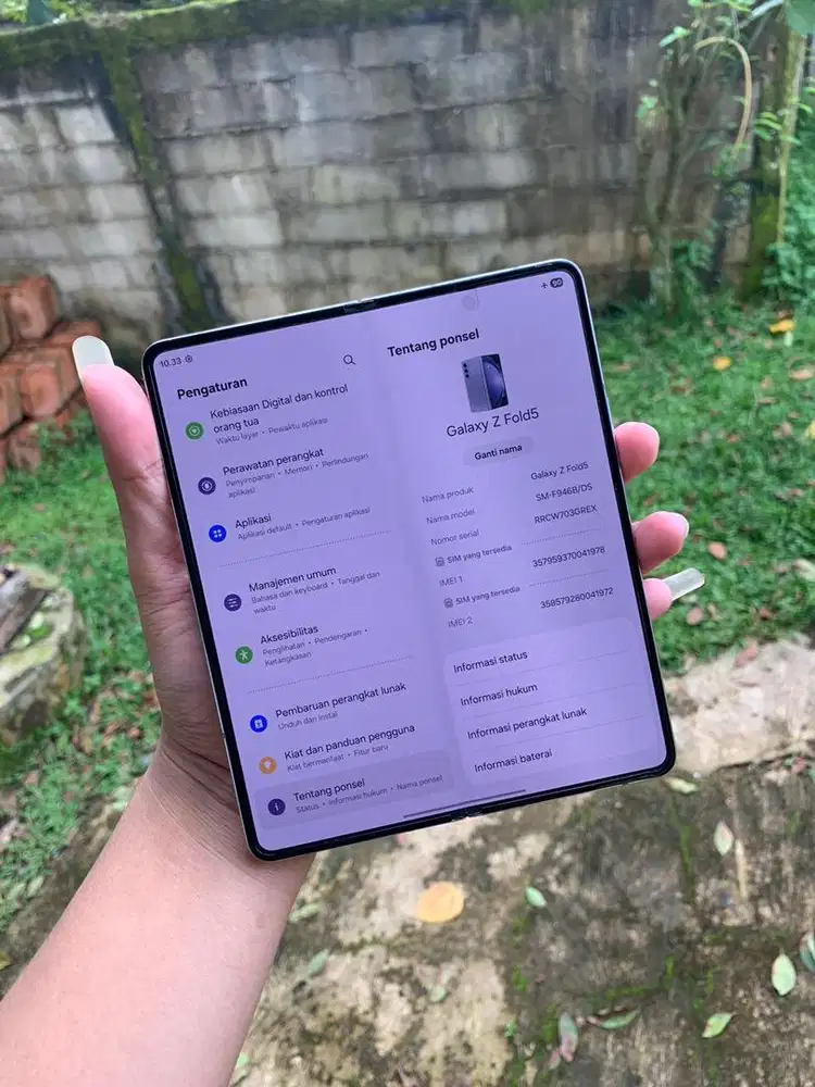 Samsung Galaxy Z Fold 5