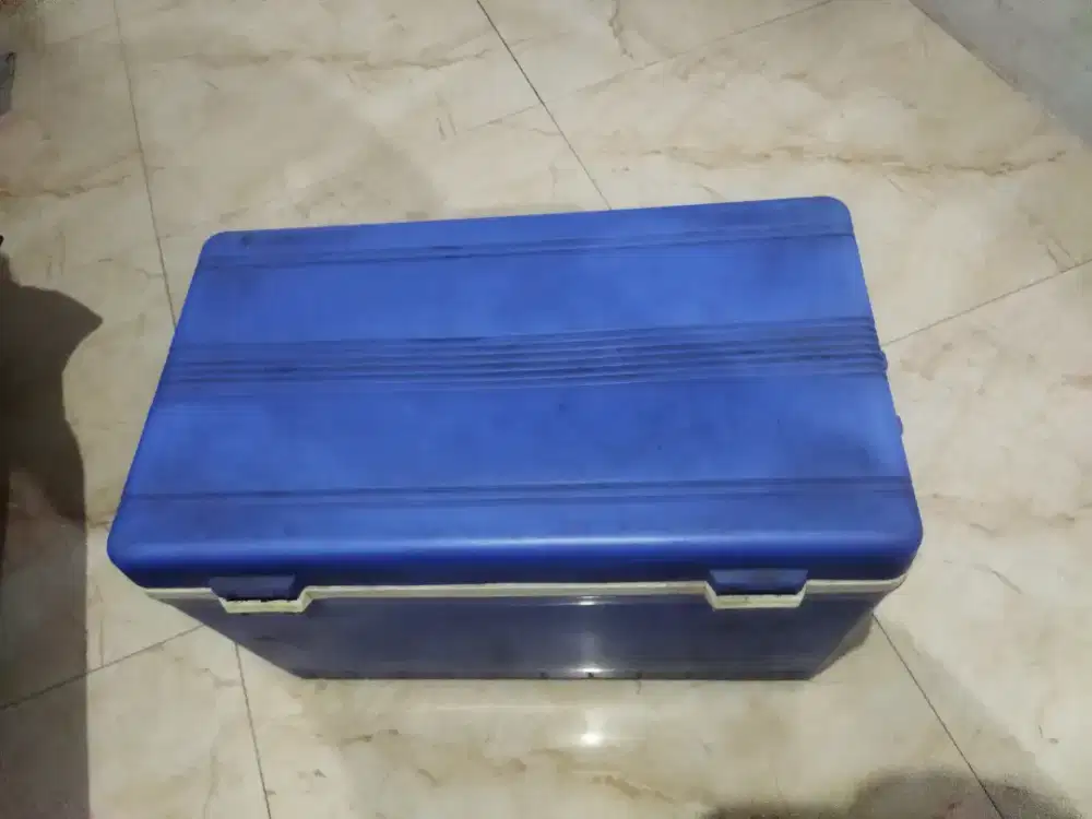 Cooler box 33L masih bagus layak pakai