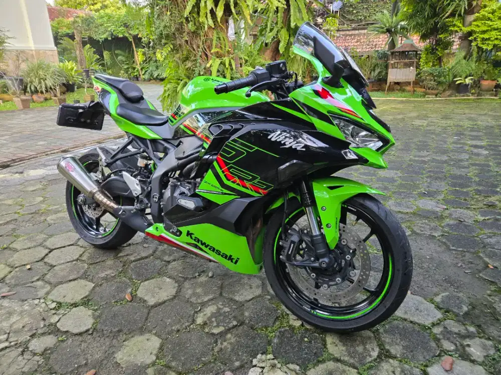 Kawasaki Ninja zx25rr