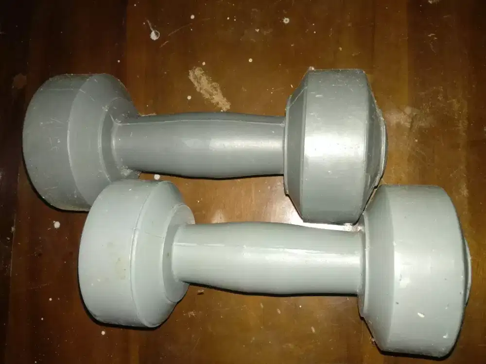 dijual sepasang dumbbel 1kg