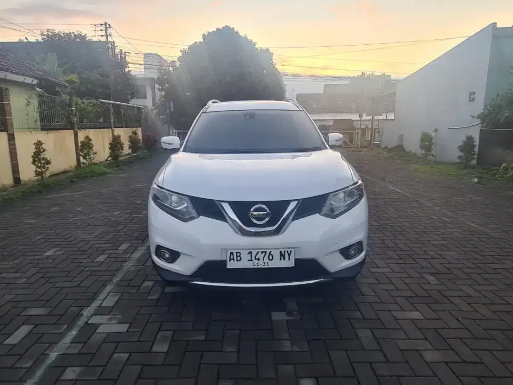 DP20JT// XTRAIL 2.5 T32 AT