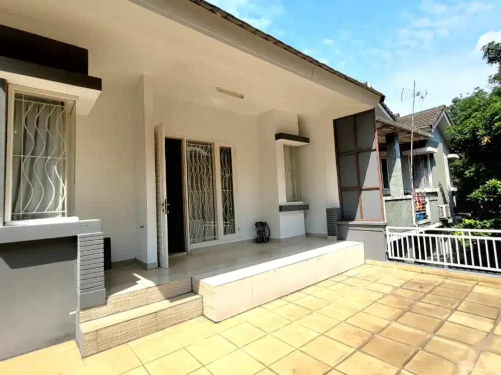 Rumah cantik asri posisi hook di bsd - pr 15438
