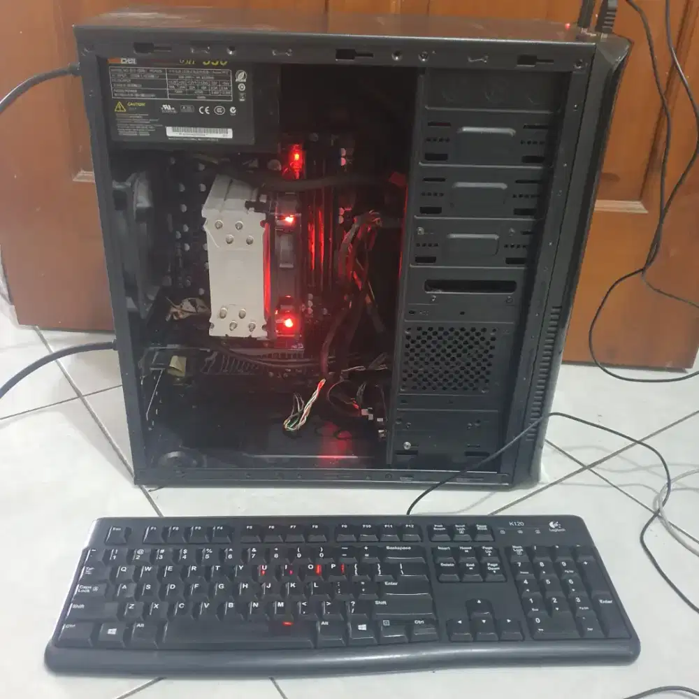 PC AMD FX8350. 8CORE 8THREADS NORMAL LANCAR