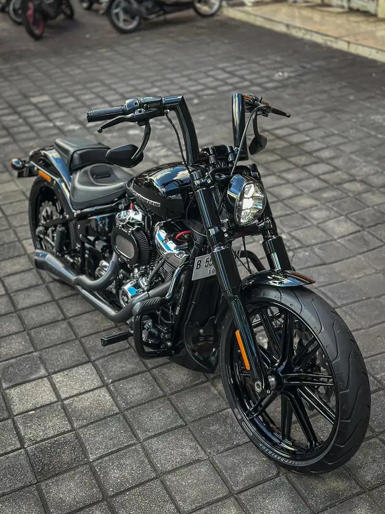 H-D Softail Breakout 114Ci Hedon 2022 FP ATPM Resmi Low odo istimewa