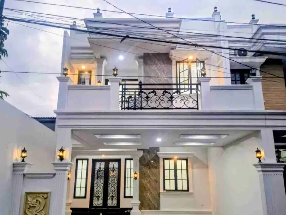 RUMAH DI JUAL PINGGIR JALAN RAYA DI KALISARI PASAR REBO