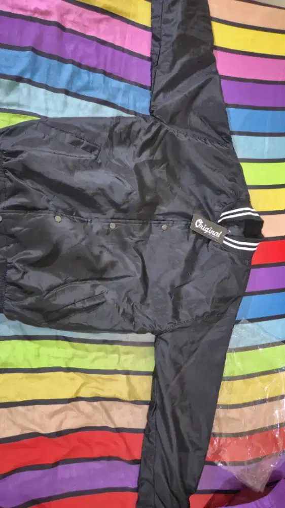 jaket varsity hitam size L