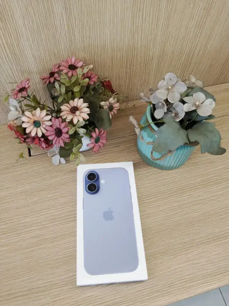 Iphone 16 garansi resmi