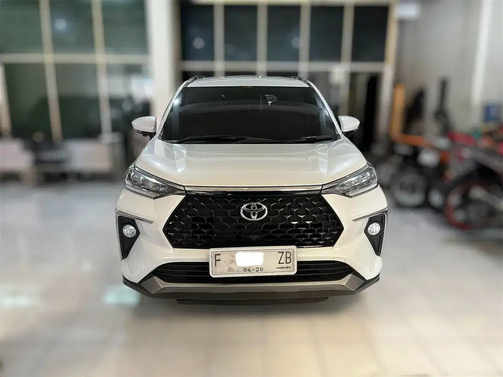 Toyota Avanza Veloz 1.5 Q matic 2023 putih
