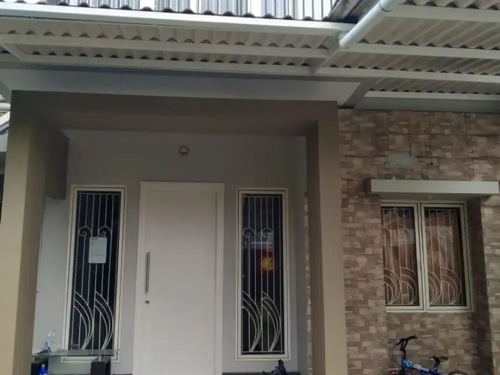 RUMAH SIAP HUNI MAHONI SUVARNA SUTERA