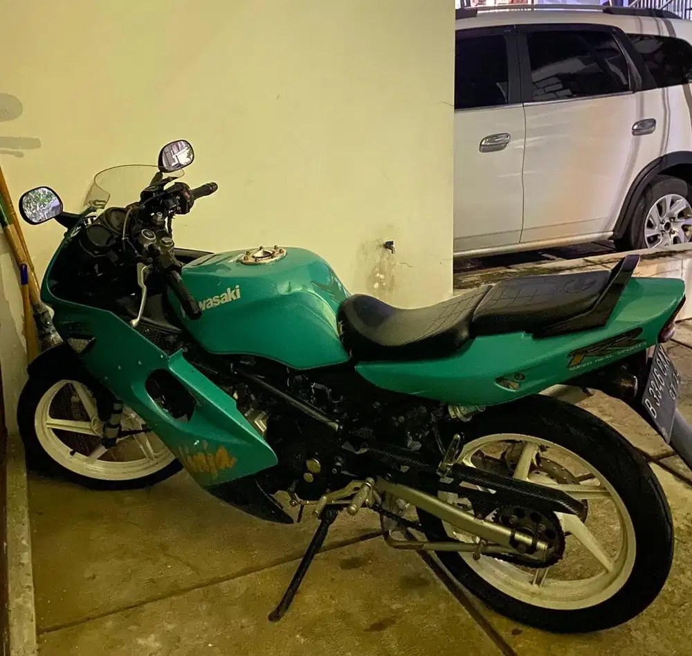 Ninja RR old 2010 Asli Hitam