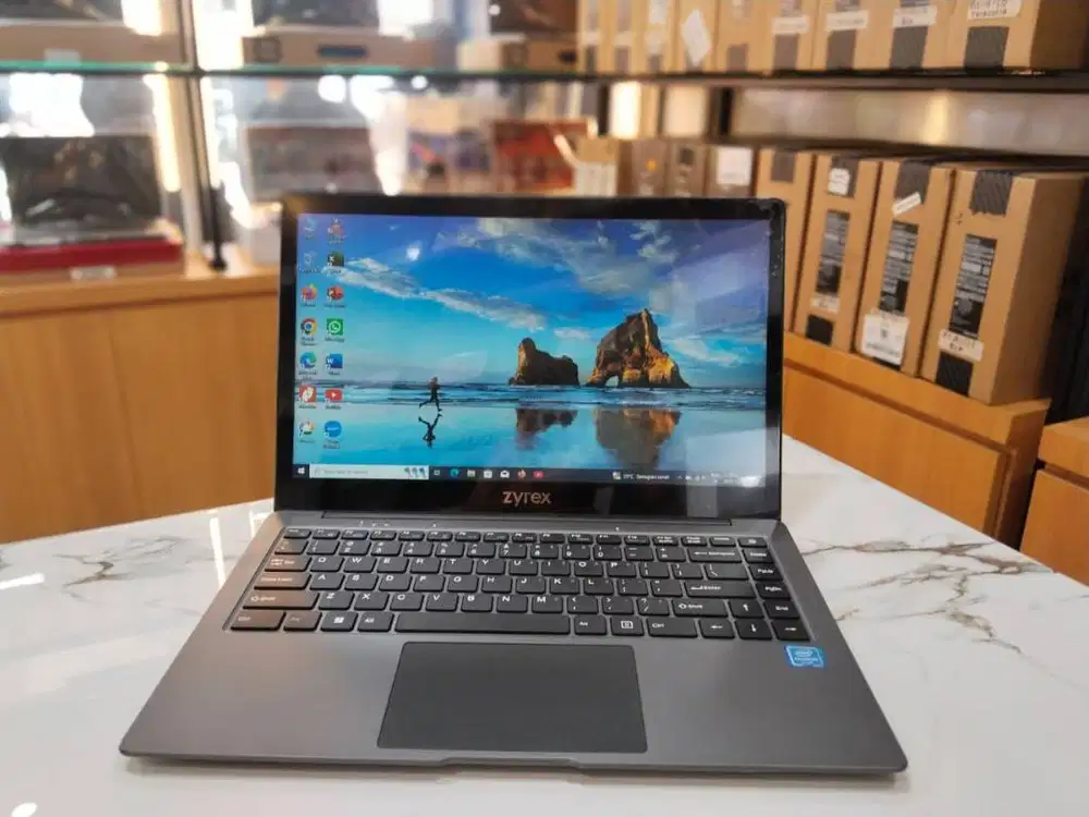 ZYREX BUNAKEN CELERON N4020/RAM 4GB/SSD 256GB + EMMC 64GB/MULUS