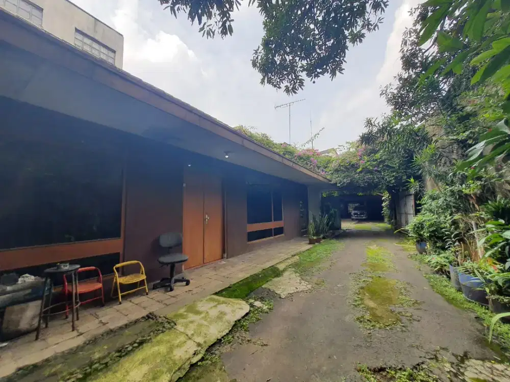 Tanah Murah siap bagun pusat kota Bandung SHM di Mainraod Jl CIhampelas