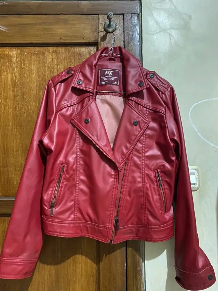 JAKET KULIT MERK AKO