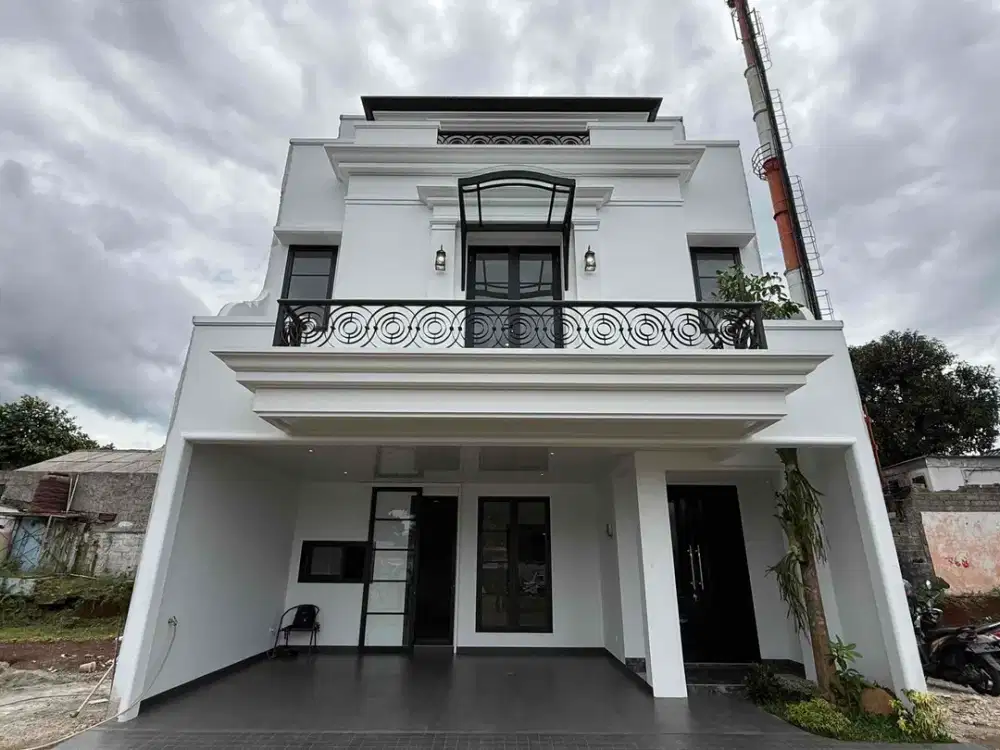 Rumah Mewah 3 Lantai di Cibubur Jakarta Timur – Hunian Eksklusif Lokasi Strategis