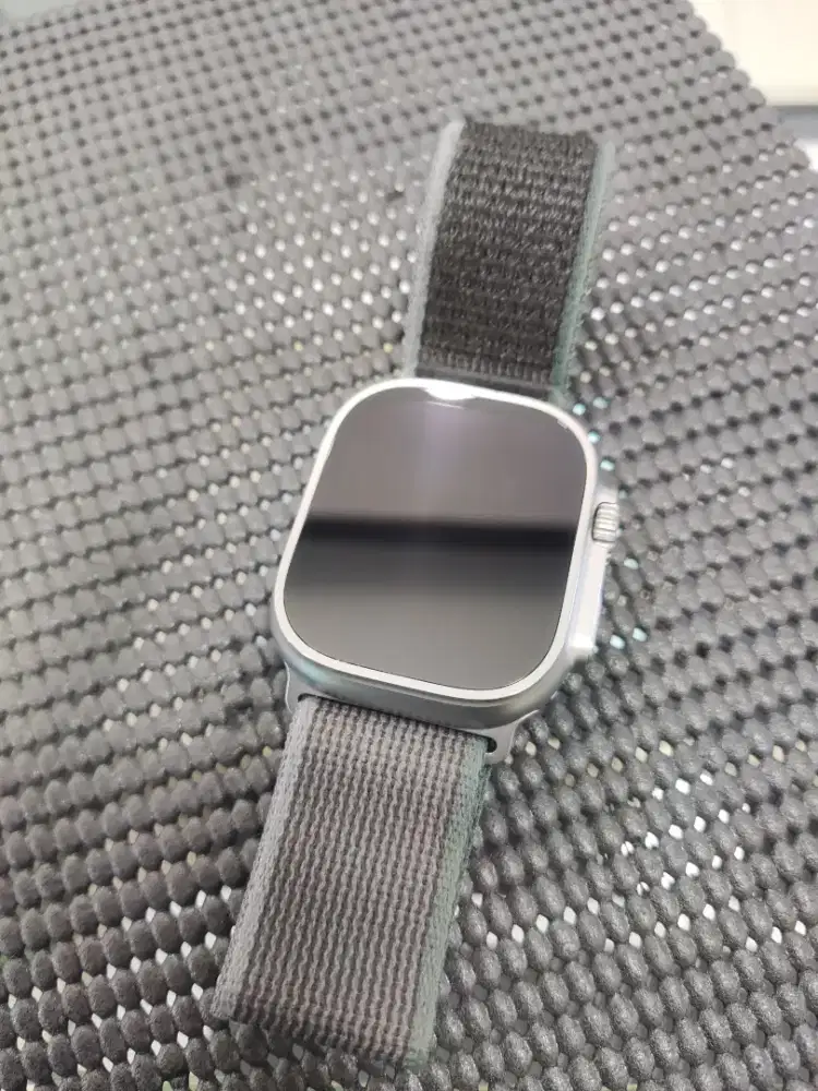 APPLE WATCH ULTRA GEN 2 49MM (SUPER LIKE NEW)