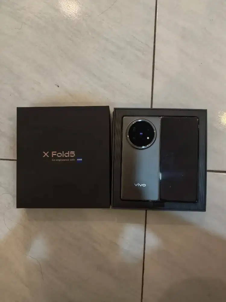 Vivo X Fold 5 16/512gb resmi