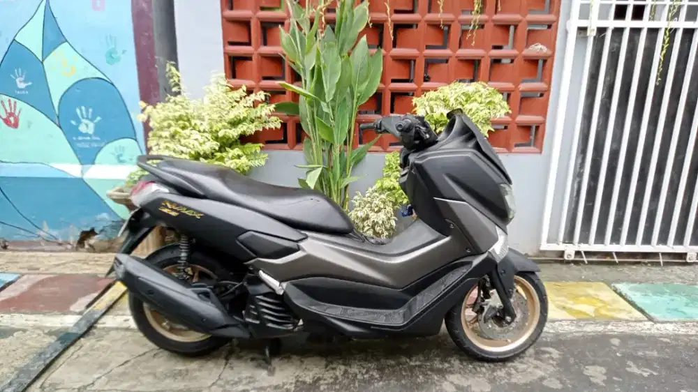 nmax 2016 mulus bagus mesin sehat cvt ok