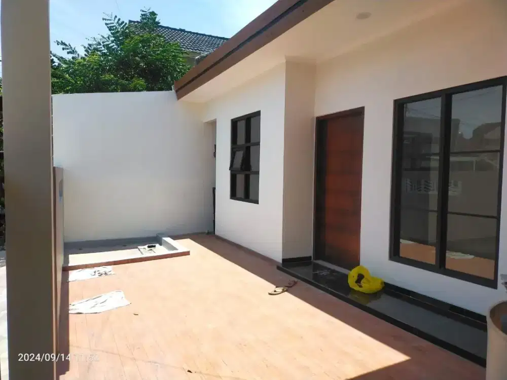 Dijual rumah full renov di Kopo permai