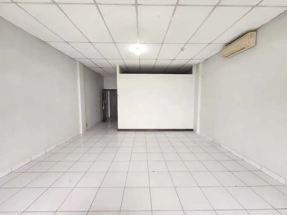 Jual ruko mekar utama 3 lantai dekat area komersil