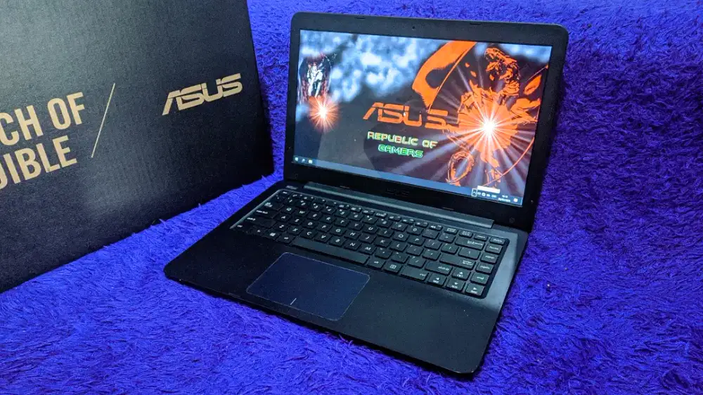 Laptop Asus spek desain n gaming mulus