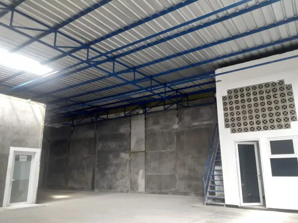 Dijual Gudang di Mainroad Gadobangkong Ngamprah Kbb